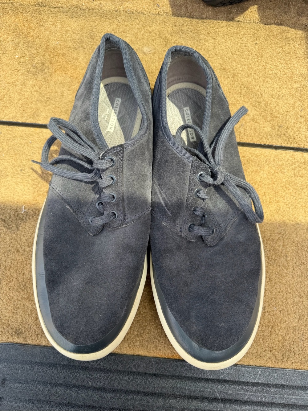 Clark’s collections quality series Men's Blue Suede Lace-Up Sneakers -